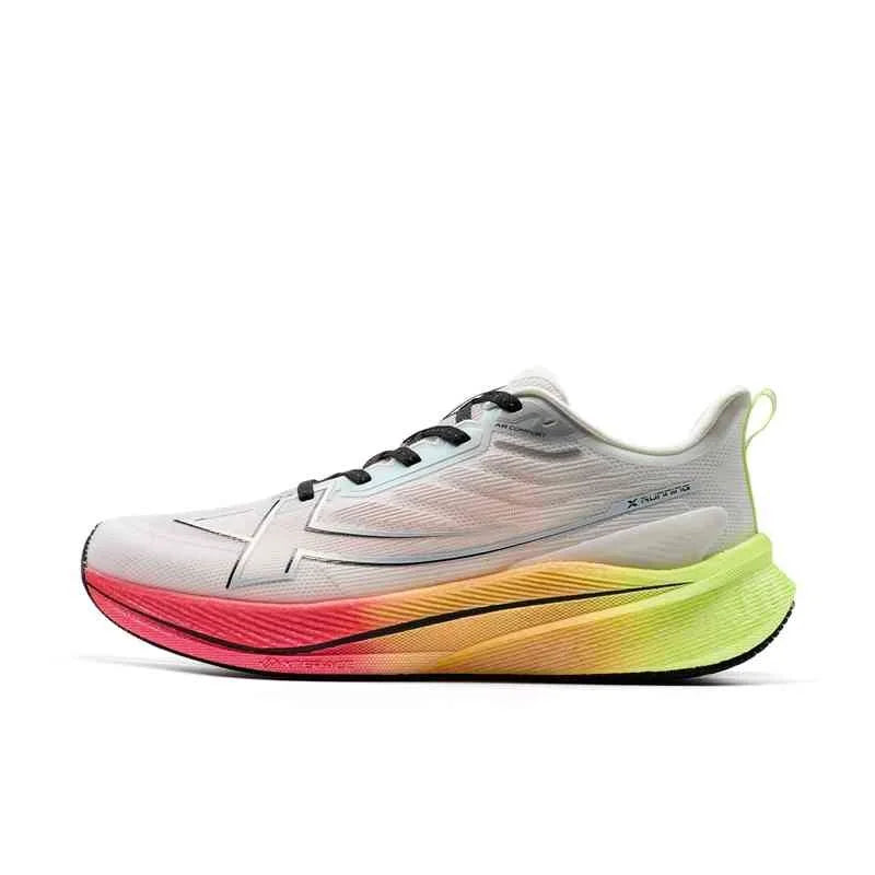 A Jornada do Corredor: Como os Xtep Men's Running Shoes 2000km 3.0 Podem Mudar Seus Treinos para Sempre
